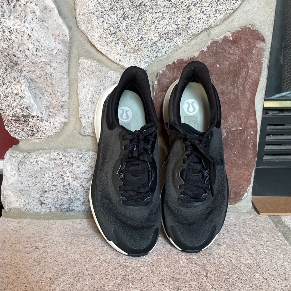 Lululemon Chargefeel Workout Low 2 Athletic Shoes